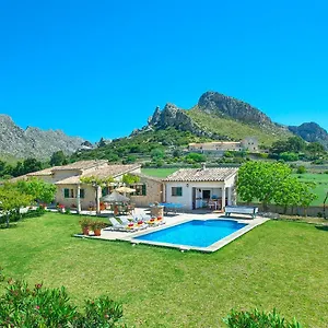 Owl Moya - Walking Distance To The Villa